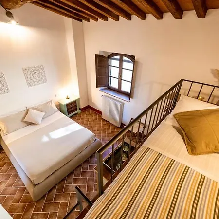 Podere Fossaccio Casa Biancospino * Asciano